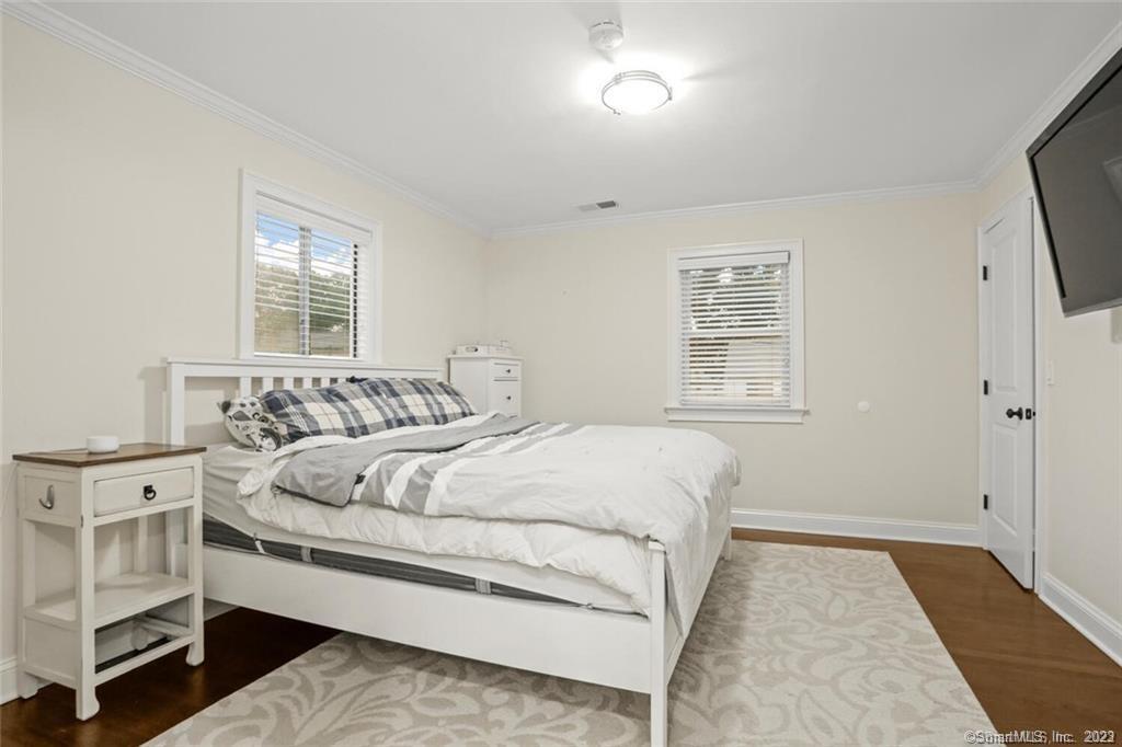 10 Harvann Road Norwalk, CT 06850 - Photo 13 of 32