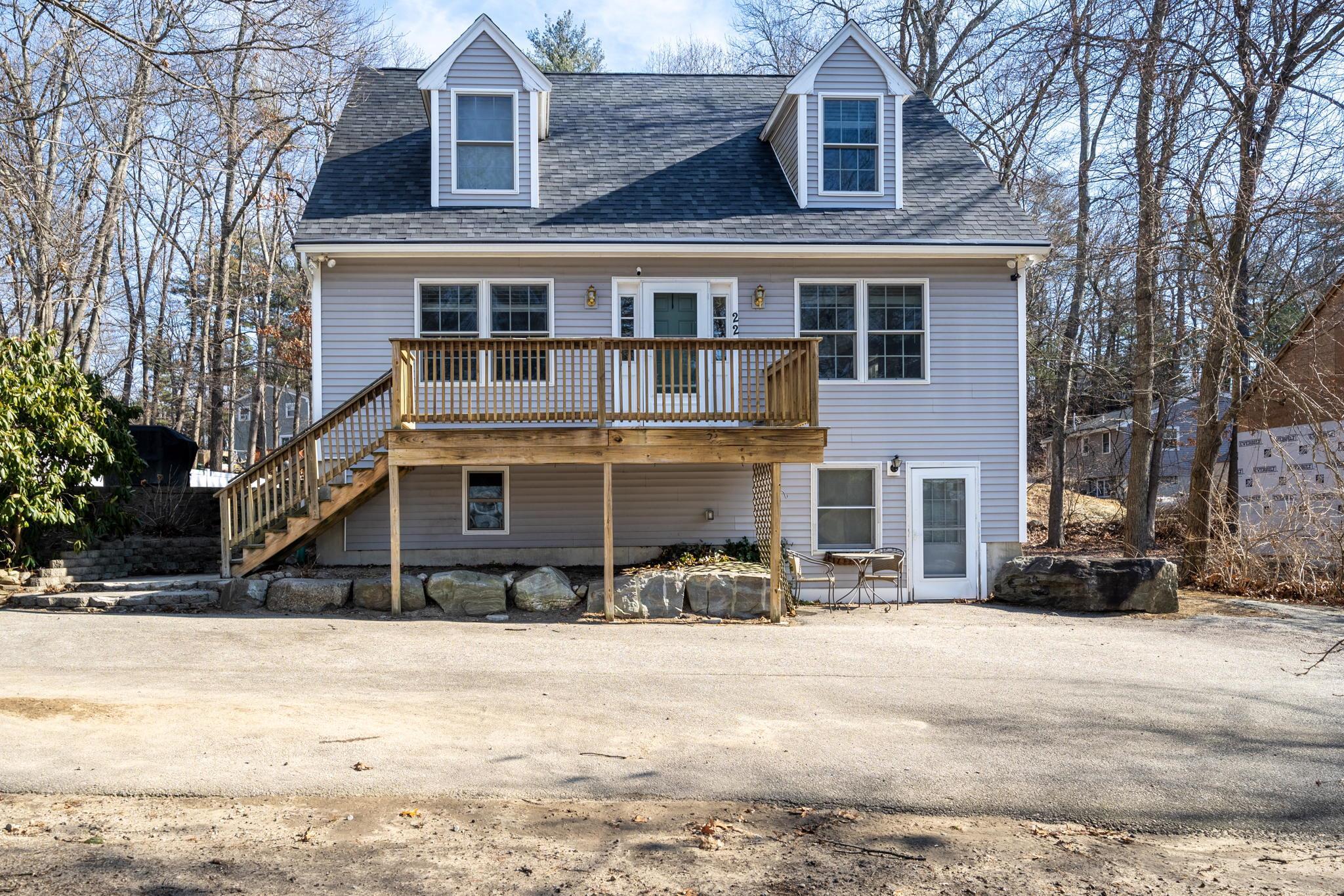 22 Blake Road Salem, NH 03079 - Photo 8 of 30