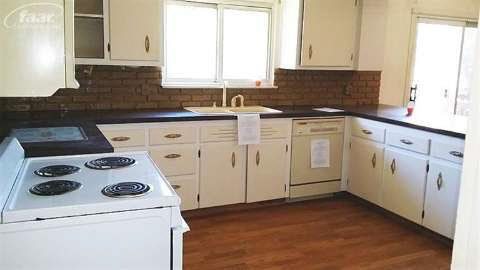 6040 North Belsay Road Flint, MI 48506 - Photo 2 of 9 20377075-1.JPG