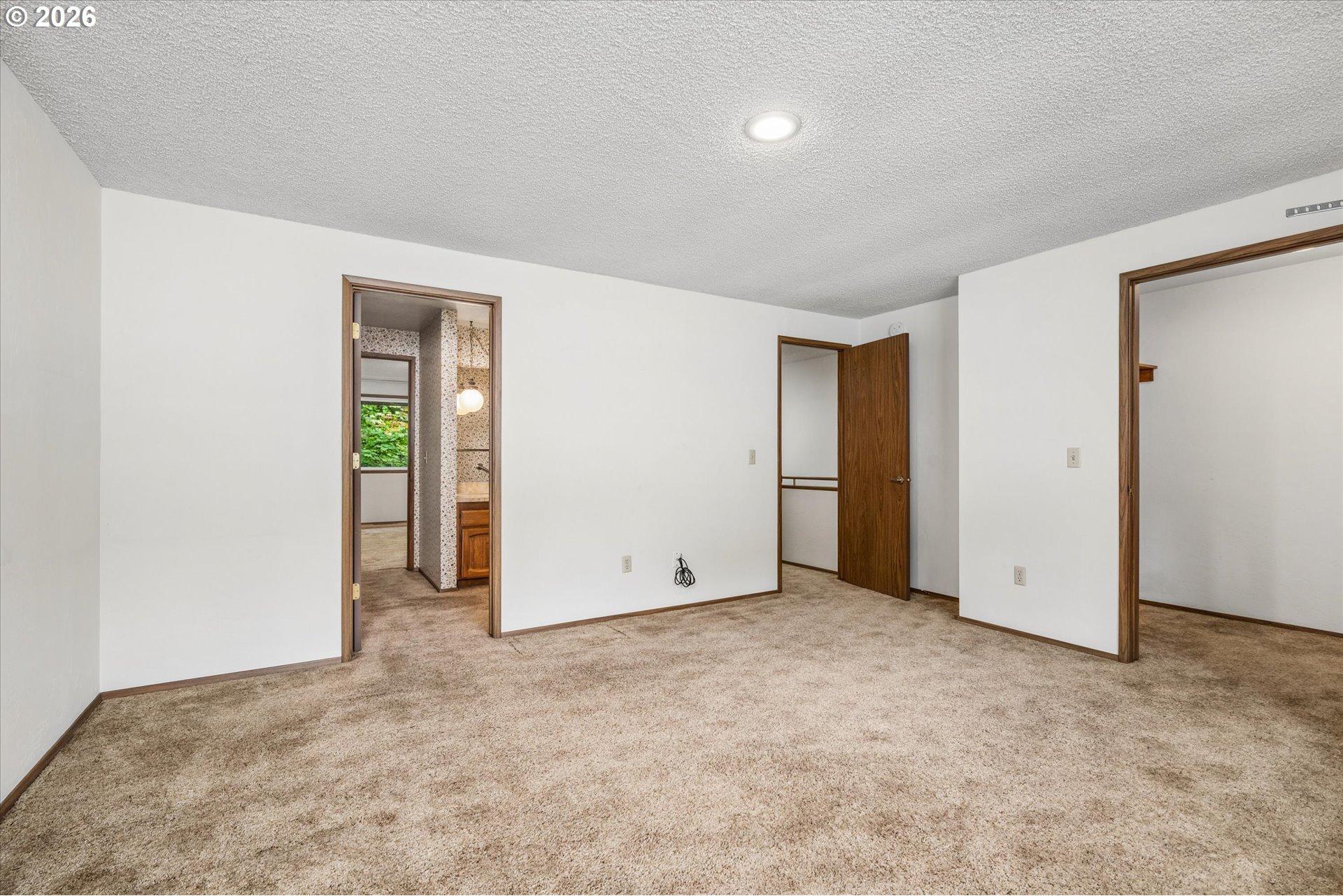 2295 Ridgeway Drive Eugene, OR 97401 - Photo 28 of 36 Bedroom