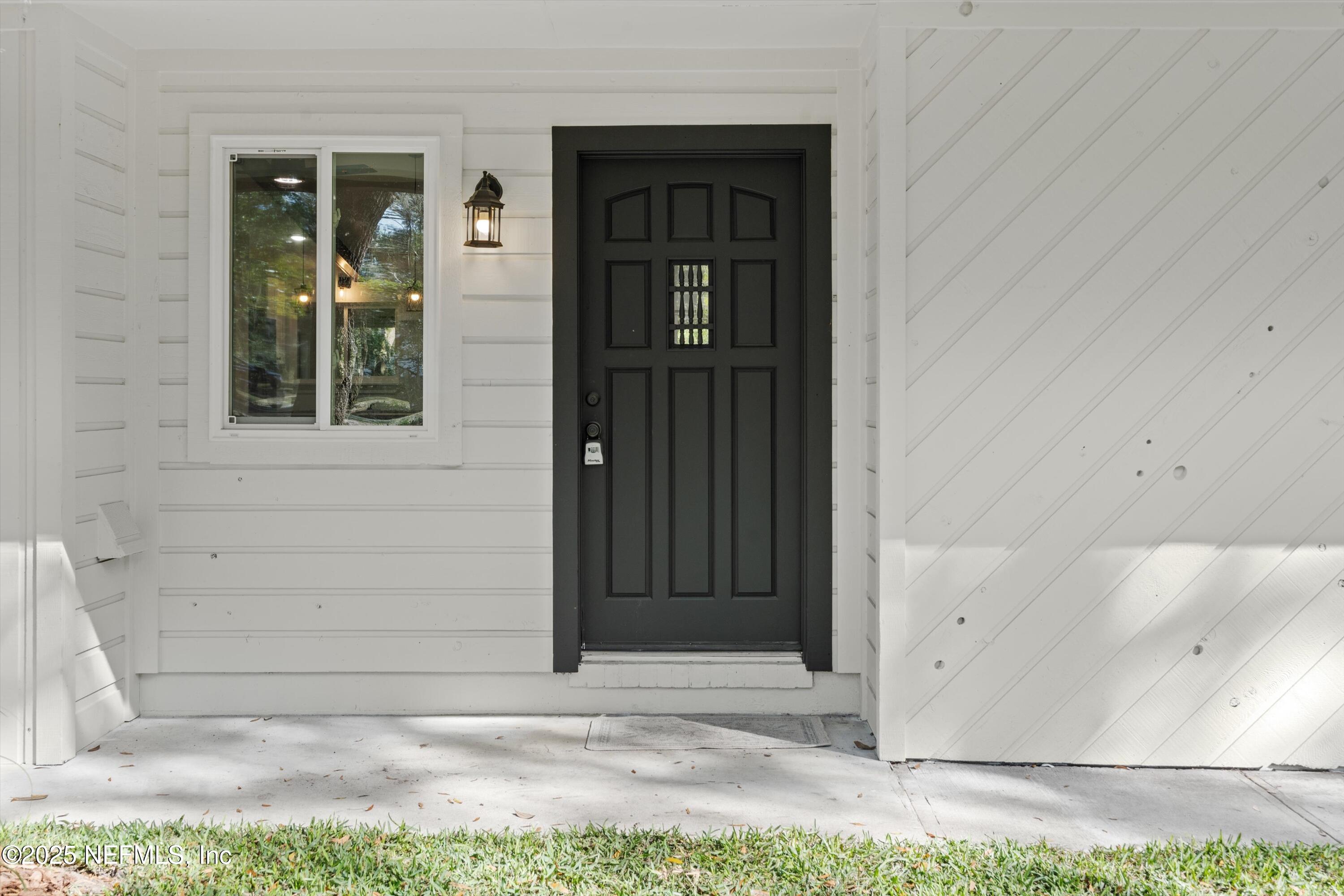 03-Front Porch