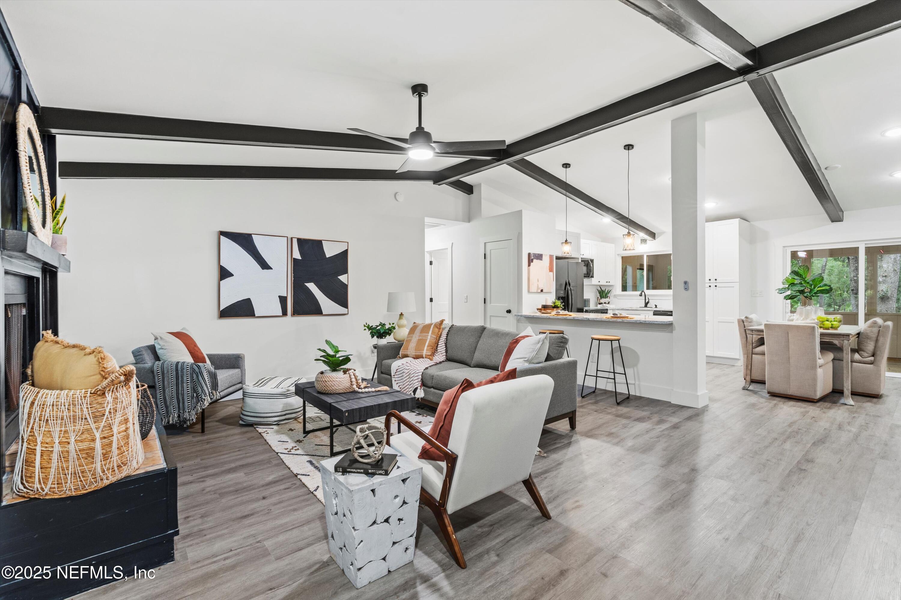 04-Living Room