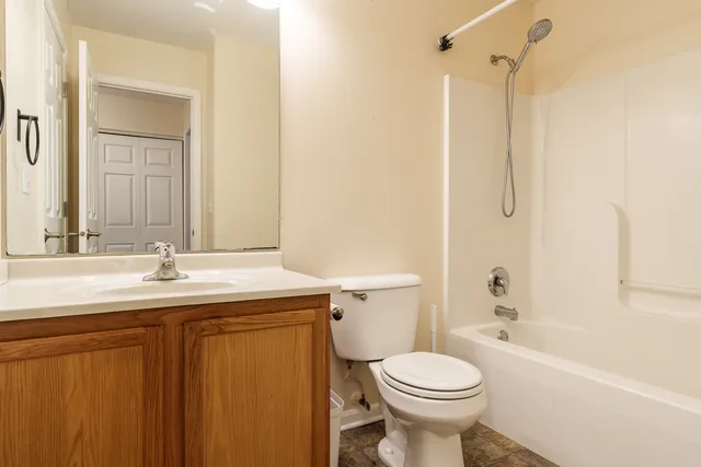 $160,000 | 6538 Commonwealth Drive, Loves Park, IL 61111