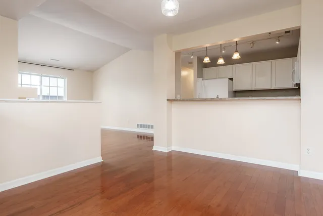 $160,000 | 6538 Commonwealth Drive, Loves Park, IL 61111