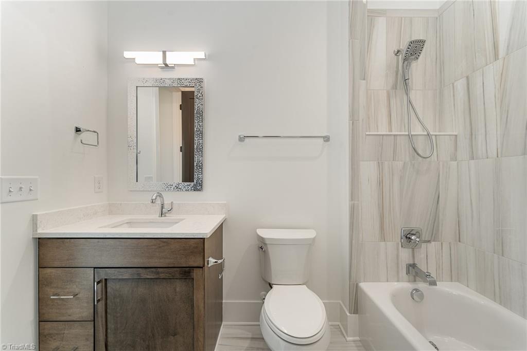 8800 Knoll Creek Oak Ridge, NC 27310 - Photo 19 of 48