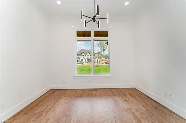 $1,200,000 | 8800 Knoll Creek, Oak Ridge, NC 27310