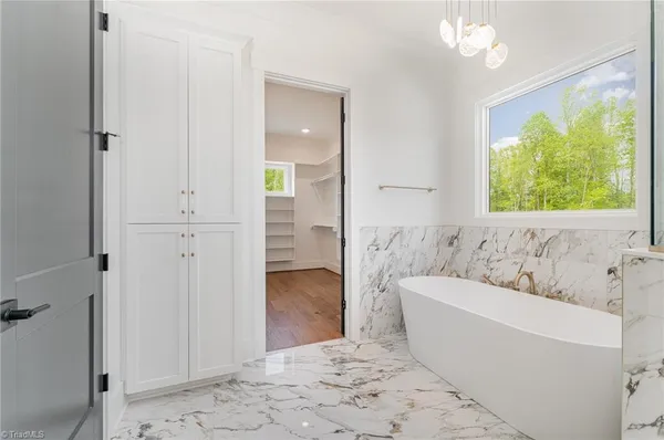 $1,199,900 | 8800 Knoll Creek, Oak Ridge, NC 27310