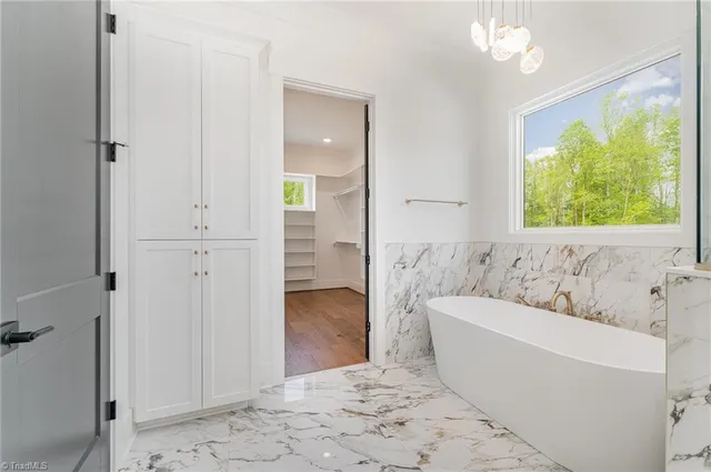 $1,200,000 | 8800 Knoll Creek, Oak Ridge, NC 27310