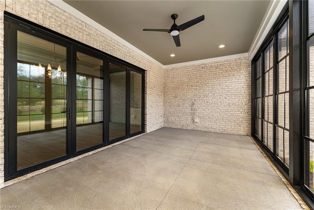 8800 Knoll Creek Oak Ridge, NC 27310 - Photo 39 of 48