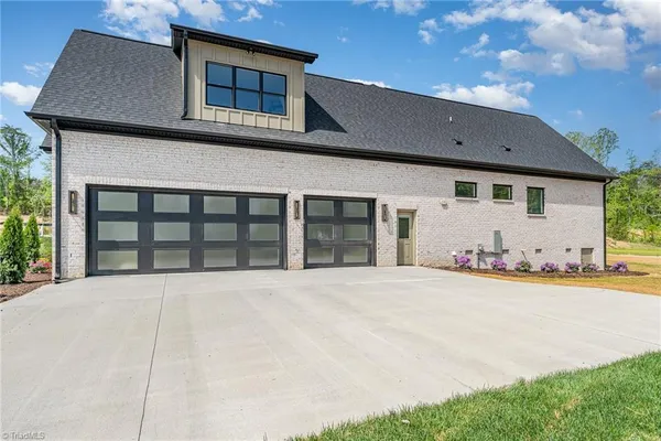 $1,199,900 | 8800 Knoll Creek, Oak Ridge, NC 27310