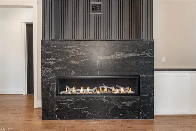 $1,200,000 | 8800 Knoll Creek, Oak Ridge, NC 27310