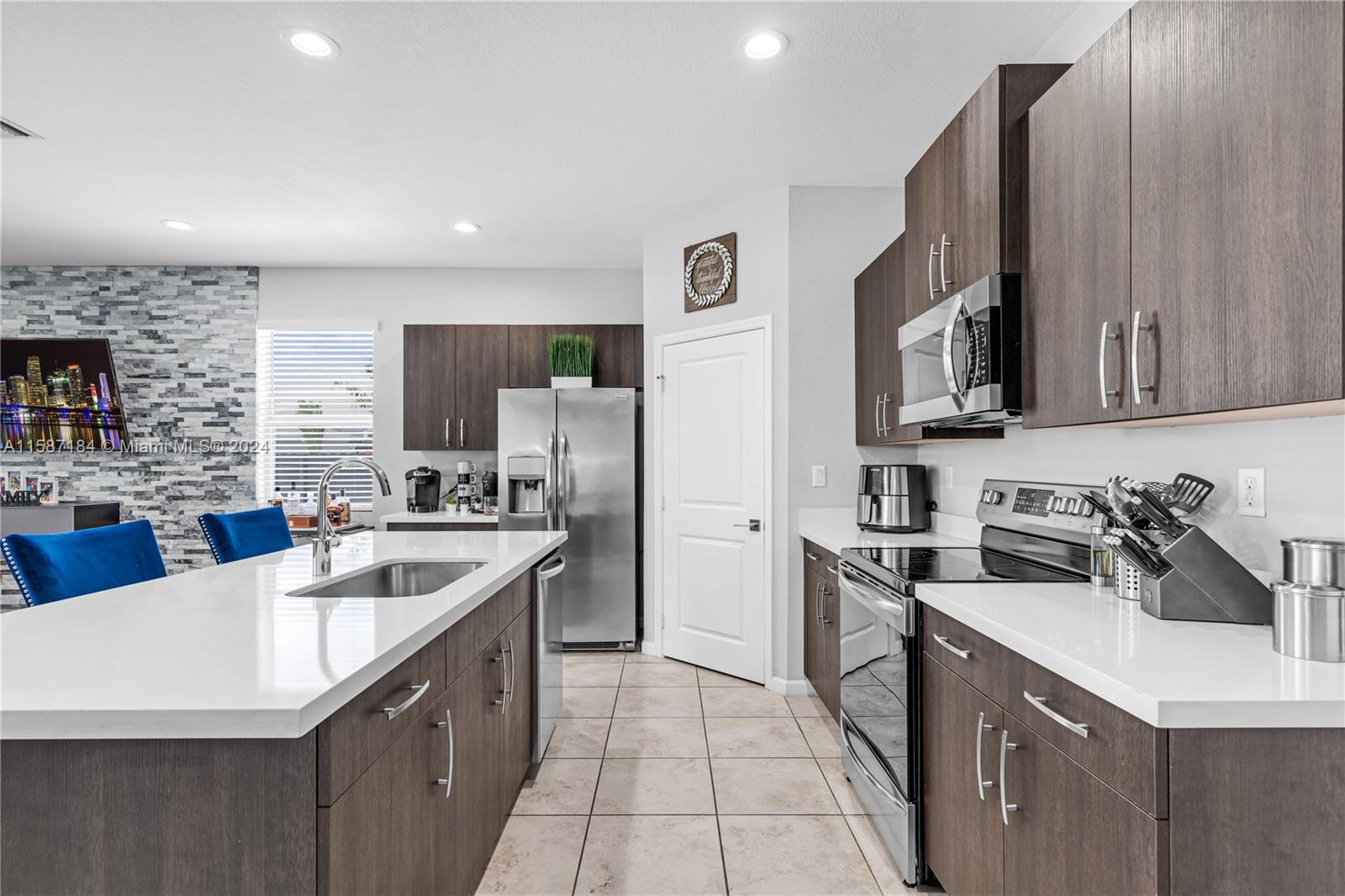 27474 Southwest 133rd Path Homestead, FL 33032 - Photo 22 of 49 Gallery Image 22