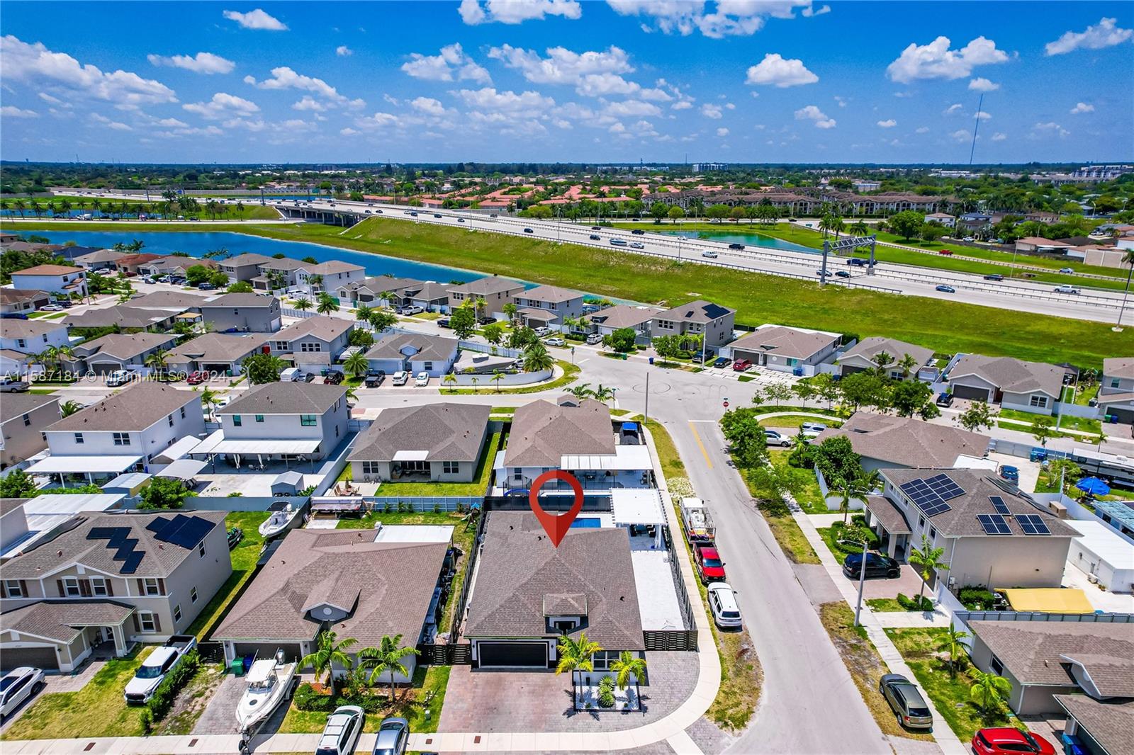 27474 Southwest 133rd Path Homestead, FL 33032 - Photo 10 of 49 Gallery Image 10