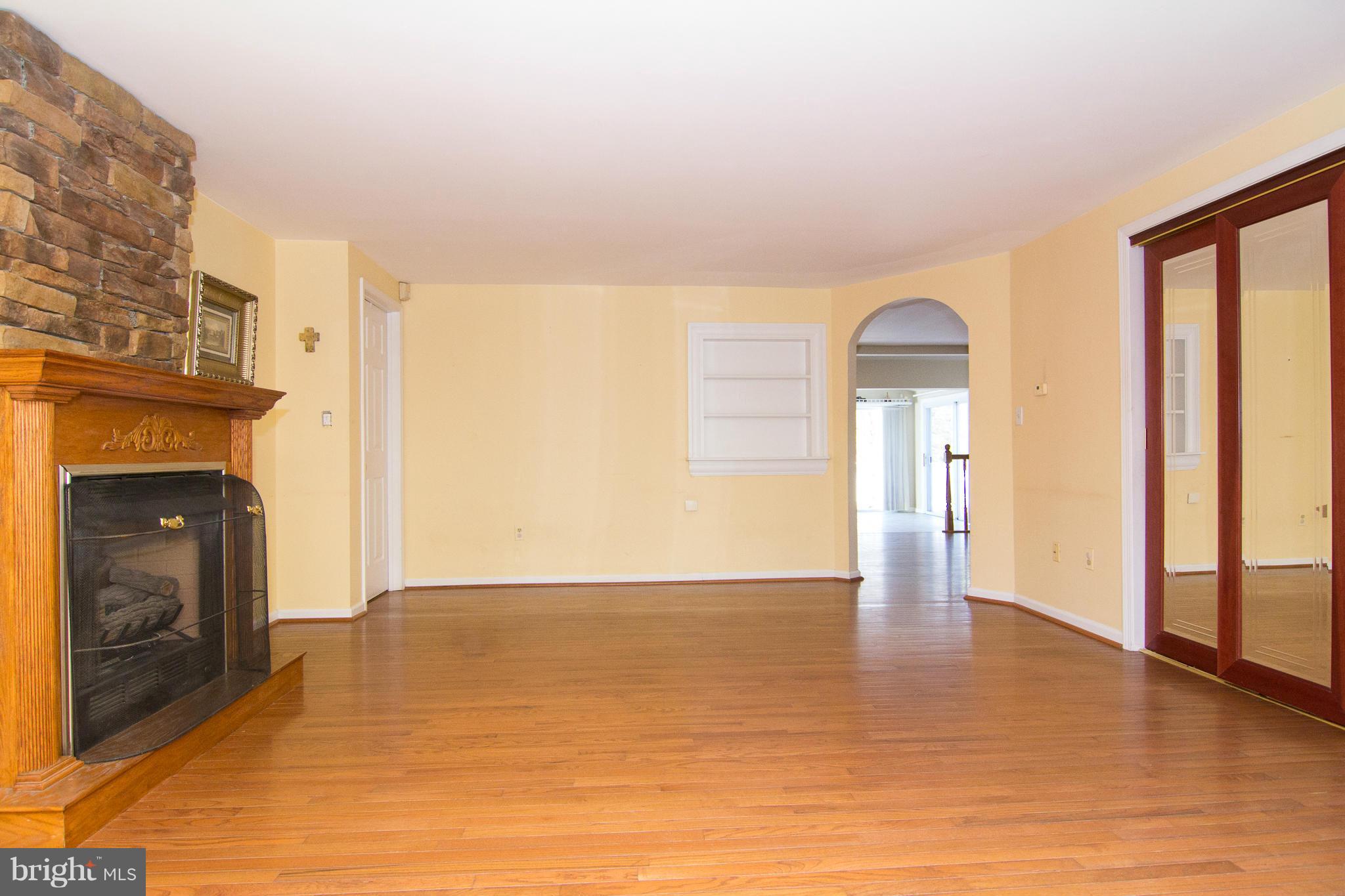 1908 Ridge Road Westminster, MD 21157 - Photo 14 of 30 Living Room