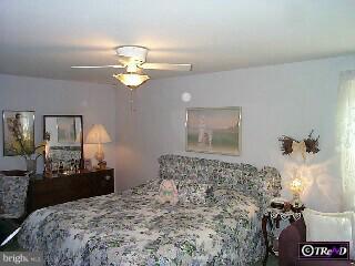 523 Lowell Road Warminster, PA 18974 - Photo 5 of 6 Gallery Image 5
