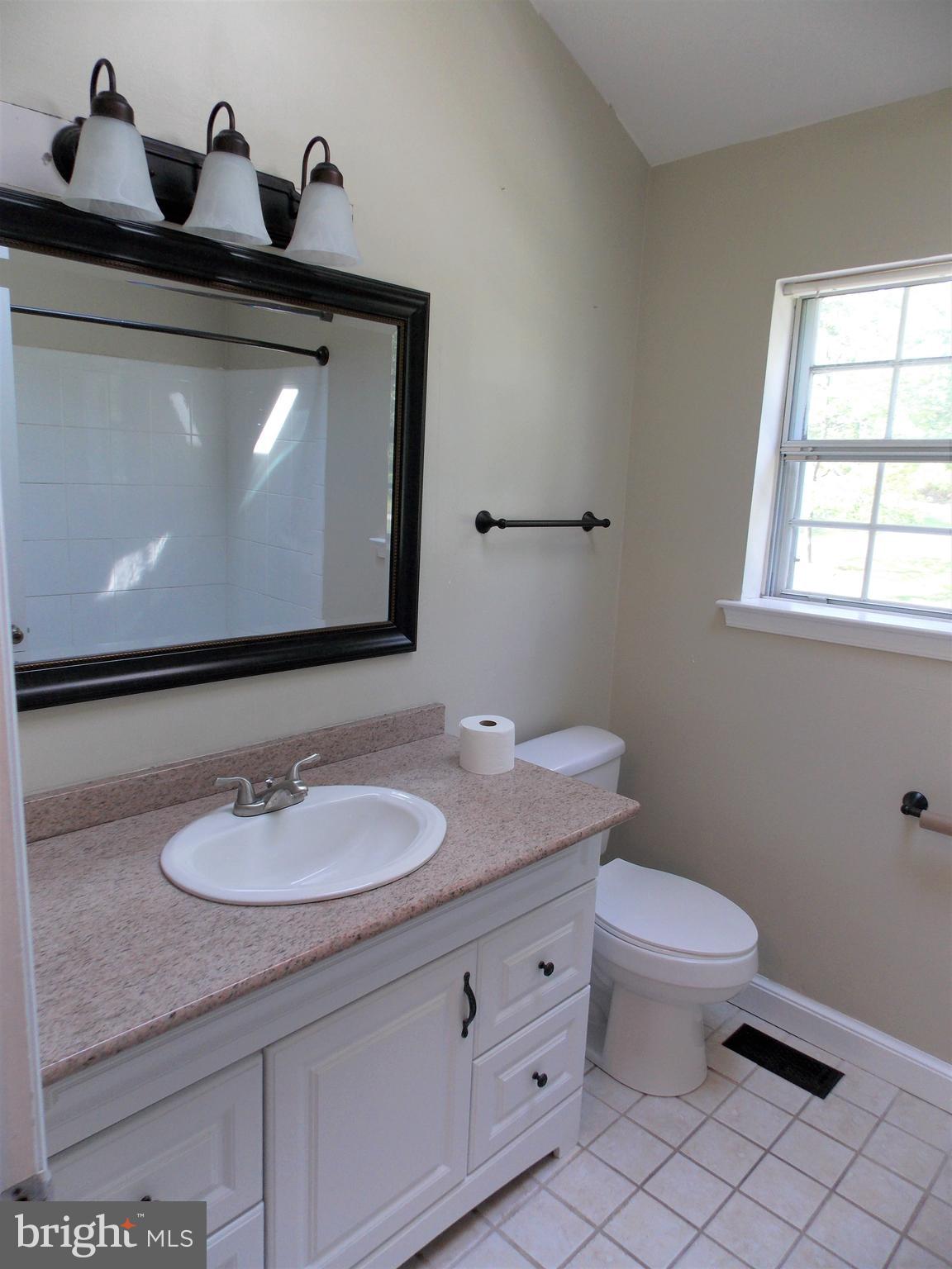 3304 Hayes Road Norristown, PA 19403 - Photo 14 of 18 Gallery Image 14