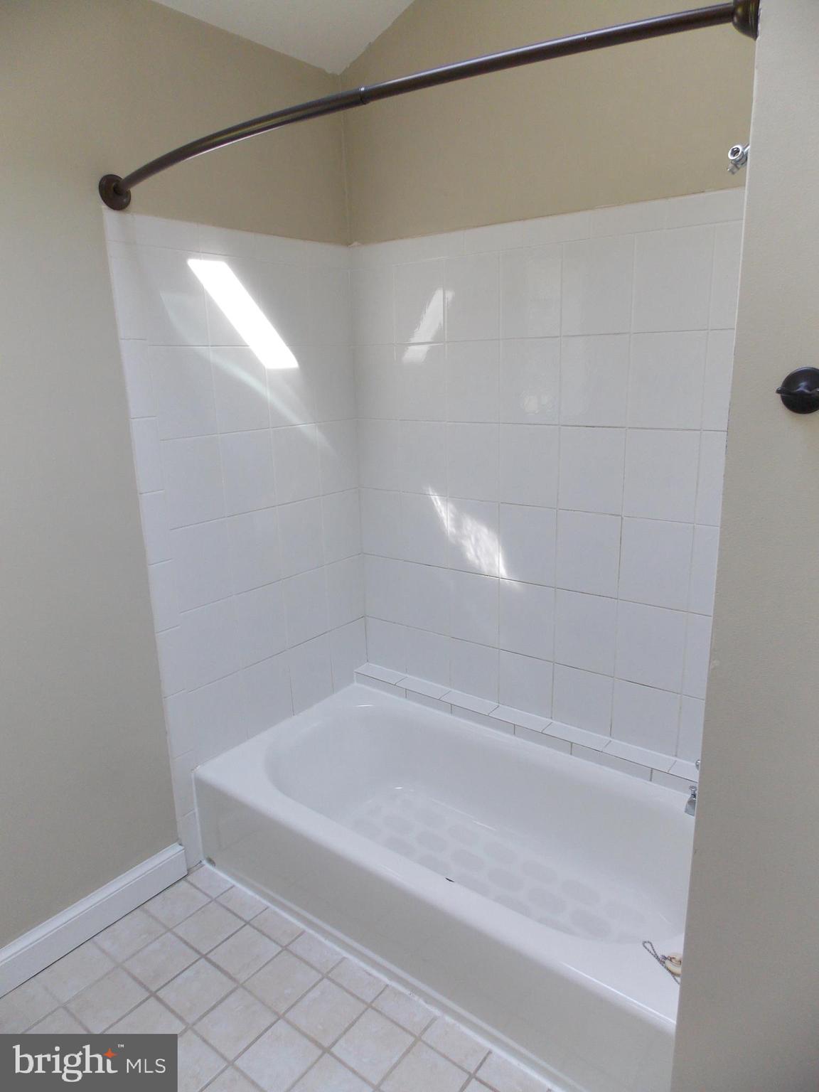 3304 Hayes Road Norristown, PA 19403 - Photo 15 of 18 Gallery Image 15
