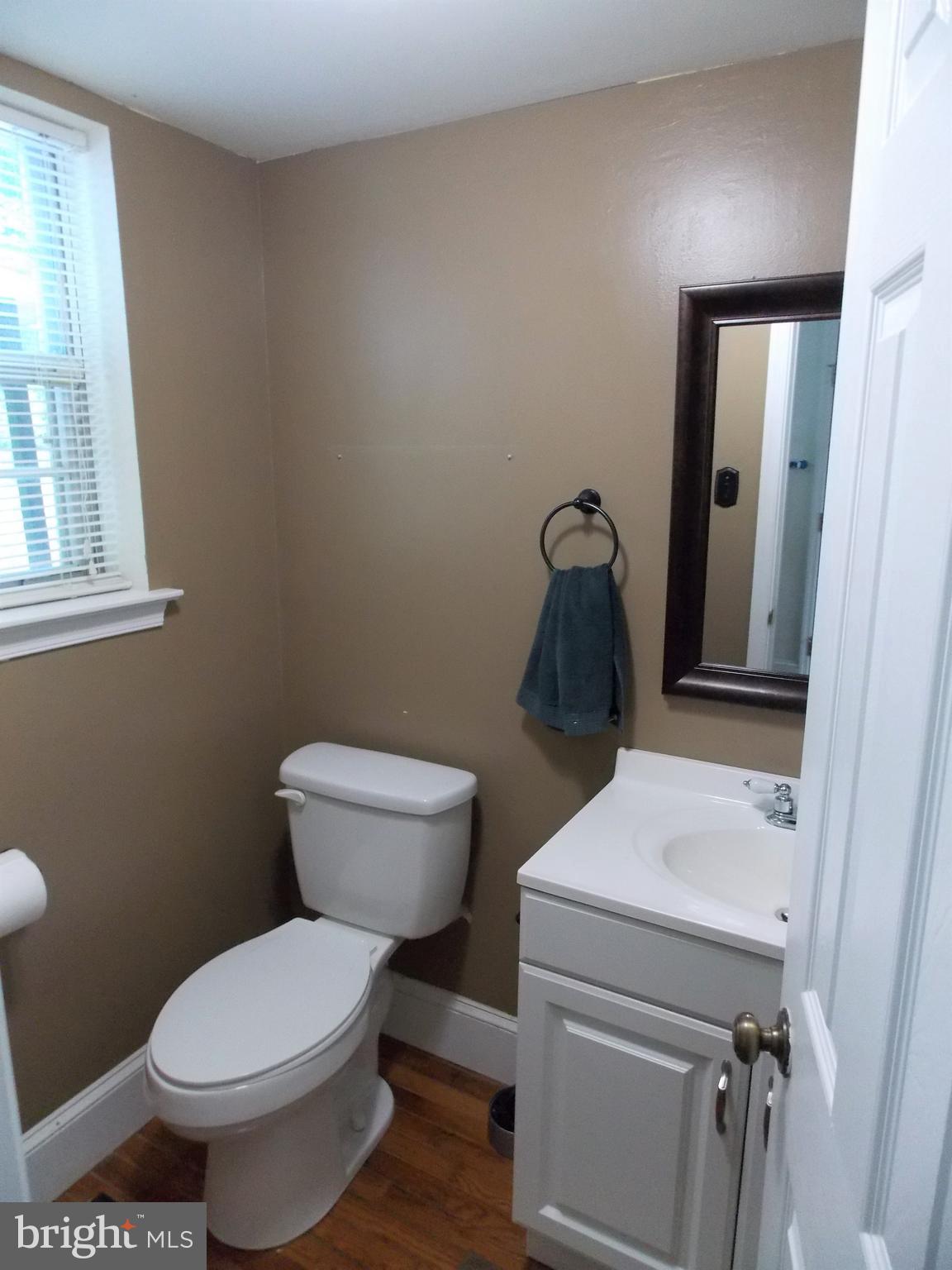 3304 Hayes Road Norristown, PA 19403 - Photo 9 of 18 Gallery Image 9