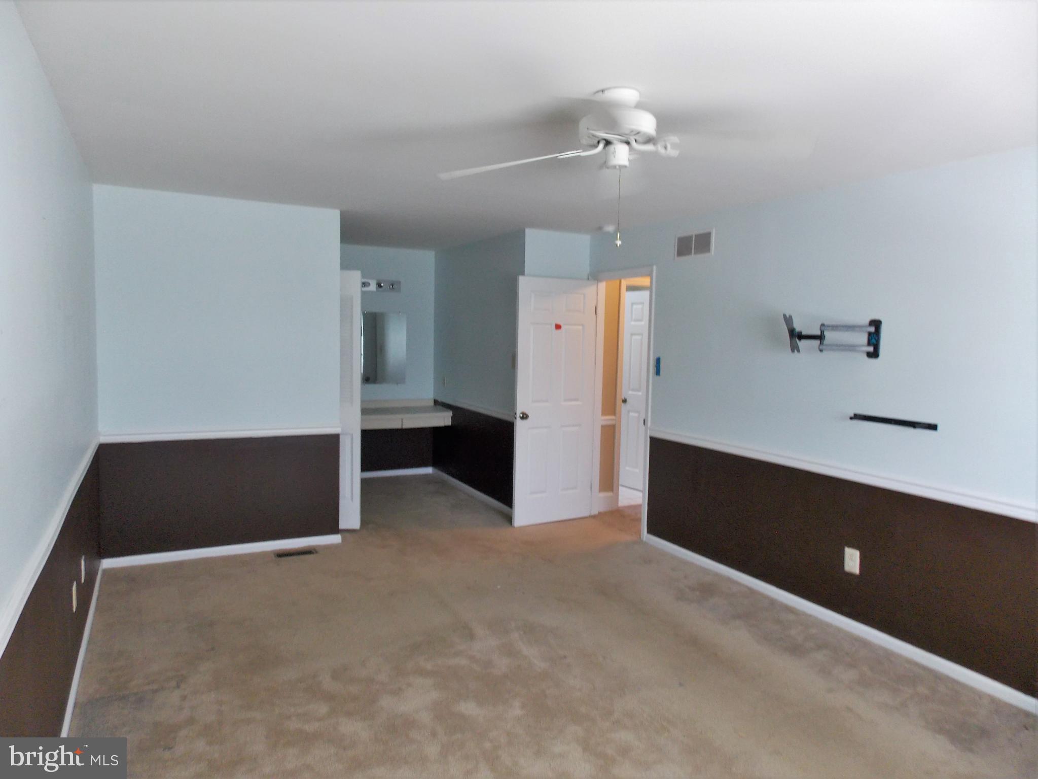 3304 Hayes Road Norristown, PA 19403 - Photo 10 of 18 Gallery Image 10