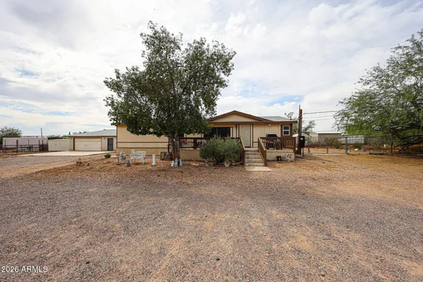 $398,000 | 880 East 4th Avenue, Apache Junction, AZ 85119