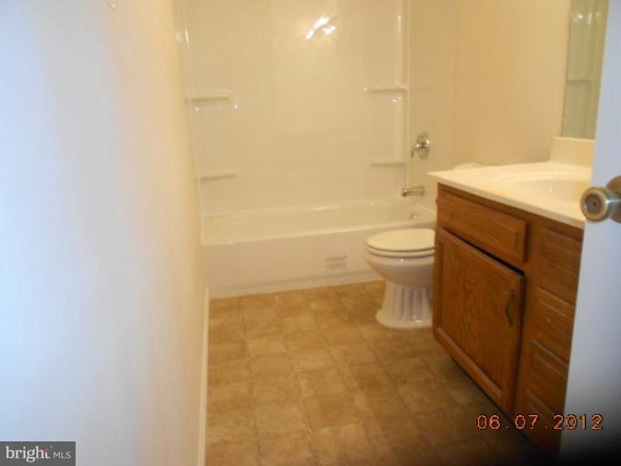 11615 Big Sandy Run Road Lusby, MD 20657 - Photo 3 of 15 Bath