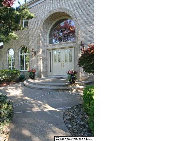 12 Riverside Lane Holmdel, NJ 07733 - Photo 2 of 3 Additional Photo