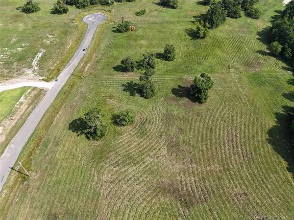 $195,000 | 6881 Rue Des Amis Dr Lake, Lake Charles, LA 70605
