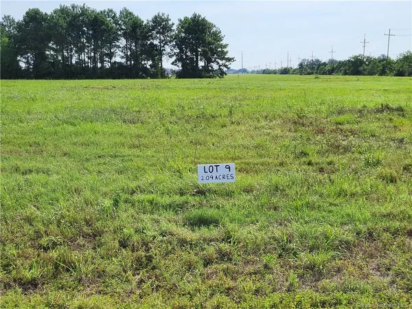 $195,000 | 6881 Rue Des Amis Dr Lake, Lake Charles, LA 70605