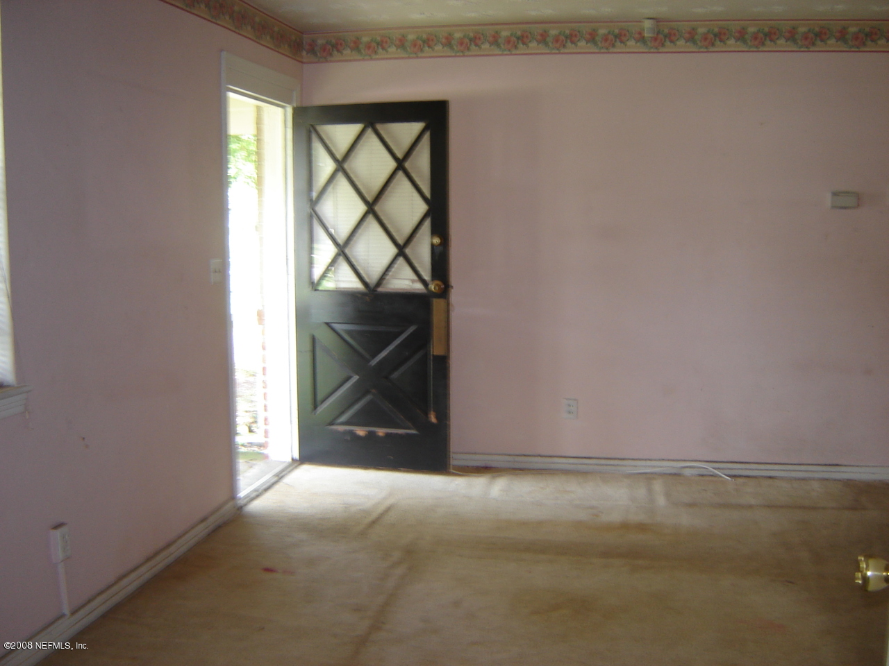 3350 Sheridan Road Jacksonville, FL 32207 - Photo 6 of 7 living room