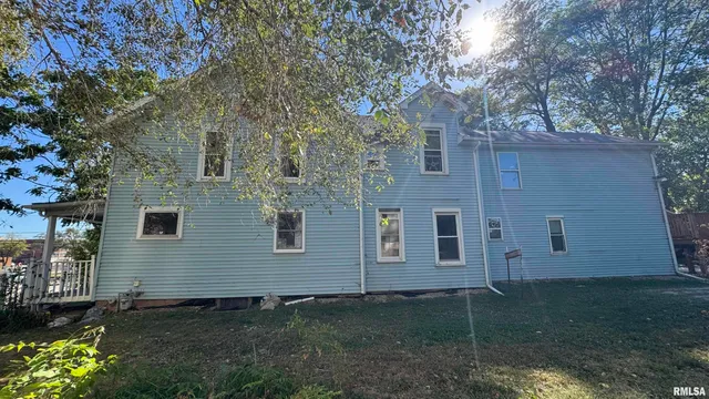 $119,900 | 260 North Broad Street, Galesburg, IL 61401