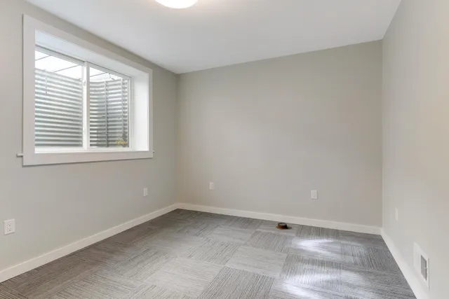 $2,800 | 4020 Ewing Avenue South, Minneapolis, MN 55410