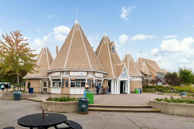 $2,800 | 4020 Ewing Avenue South, Minneapolis, MN 55410