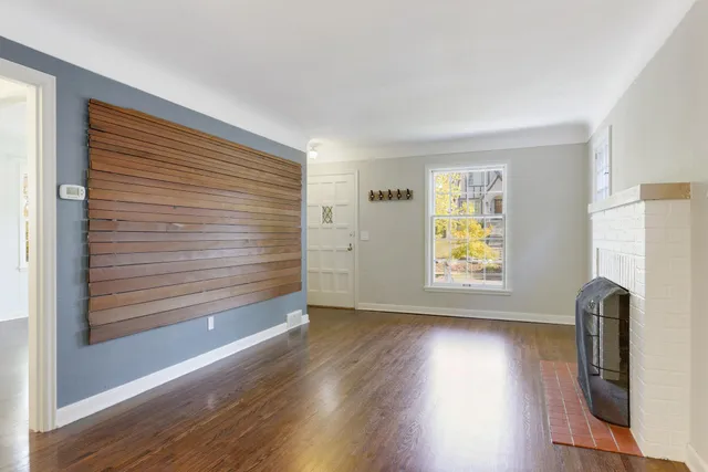 $2,800 | 4020 Ewing Avenue South, Minneapolis, MN 55410