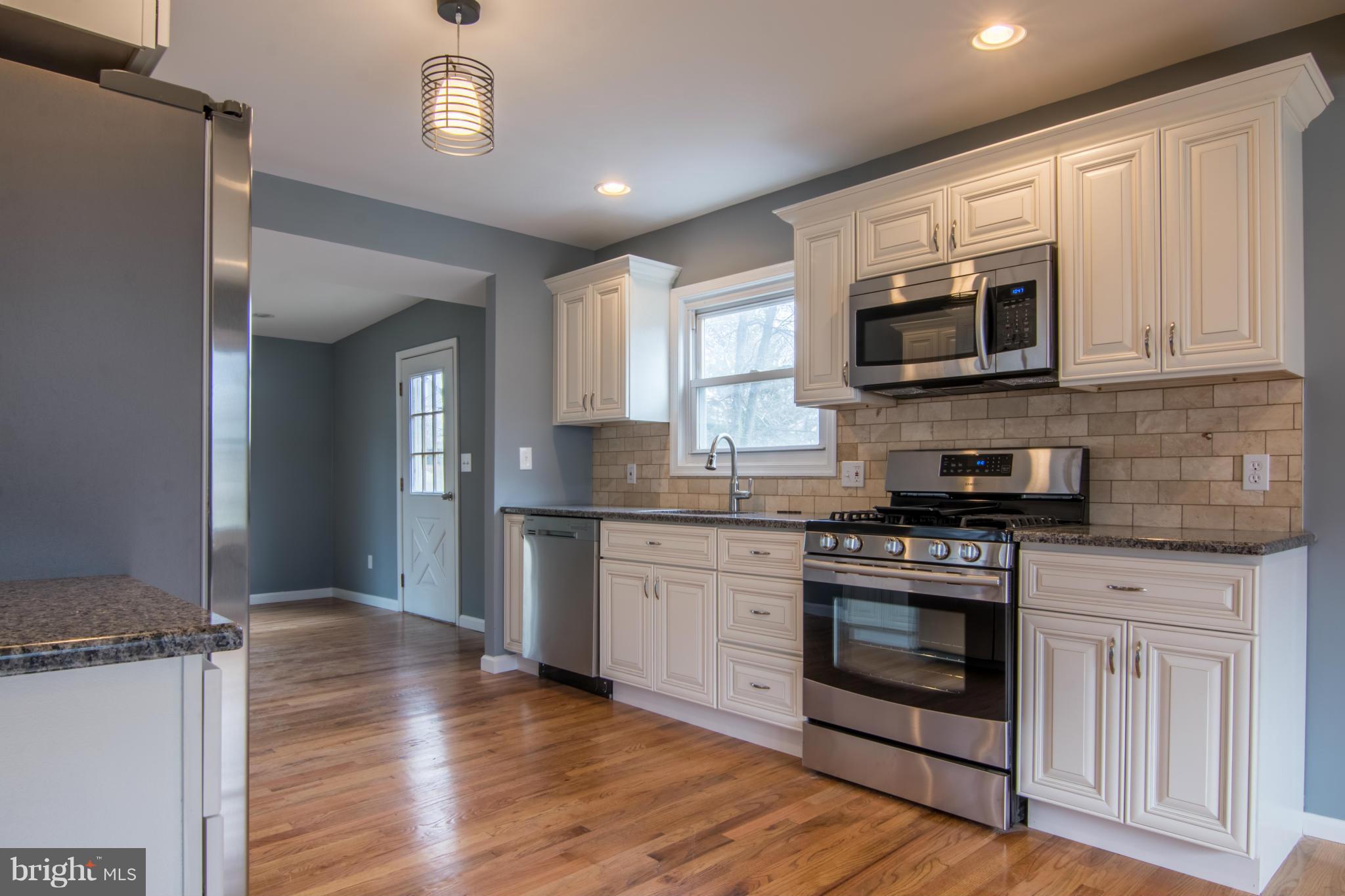 118 Oakmere Road Owings Mills, MD 21117 - Photo 7 of 30 Kitchen