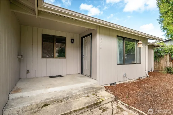 $399,000 | 5628 Finch Drive, Longview, WA 98632
