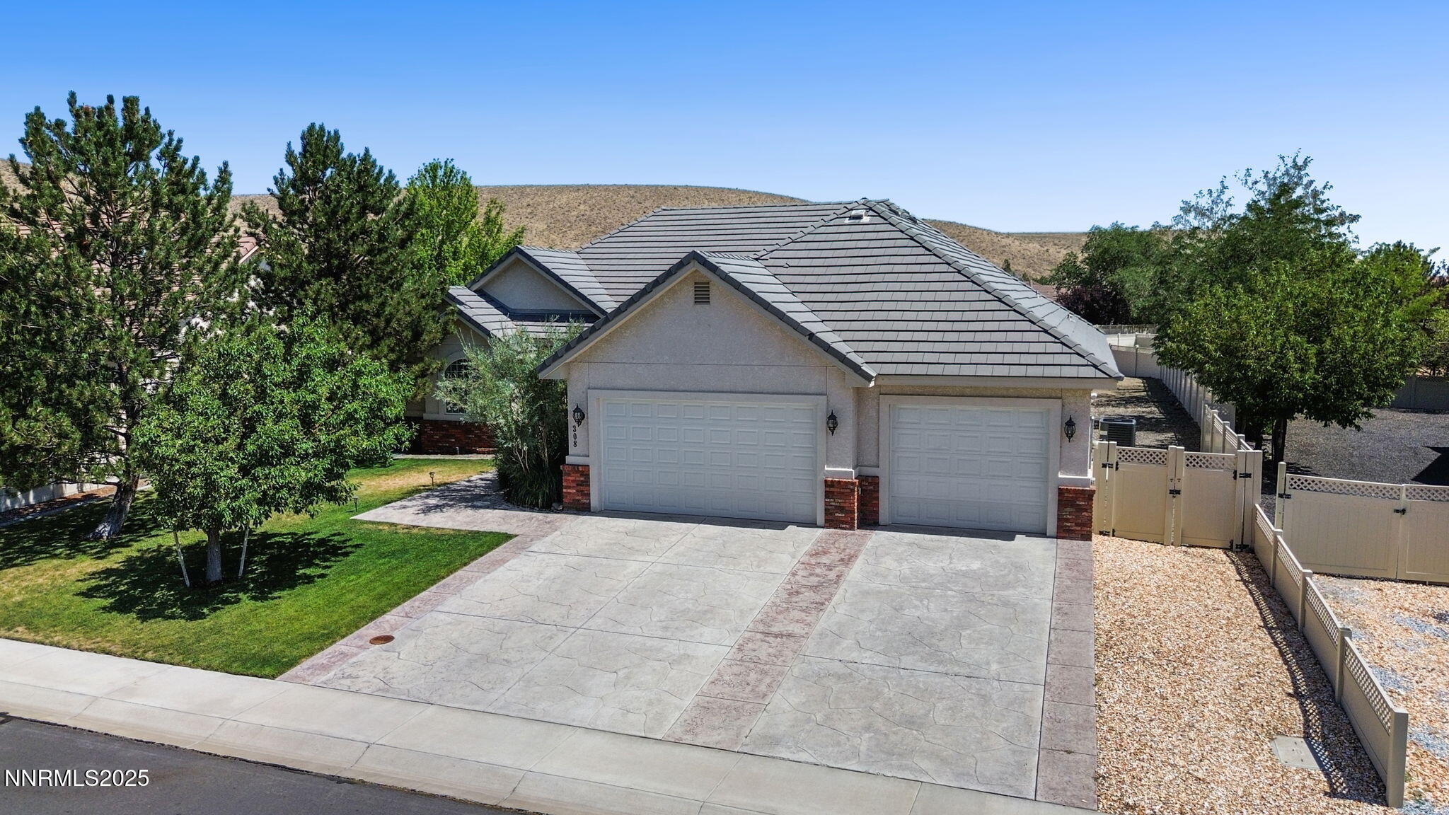 308 San Roma Drive Dayton, NV 89403 - Photo 6 of 46 6-web-or-mls-DJI_0001j