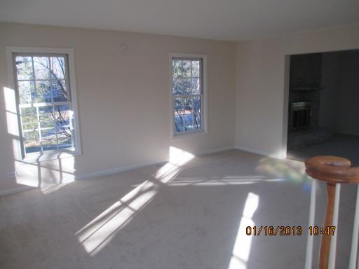 961 Denny Road Sugar Grove, IL 60554 - Photo 3 of 13