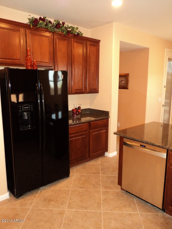 5411 West Red Bird Road Phoenix, AZ 85083 - Photo 5 of 27 Kitchen 2