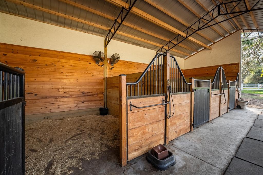 11148 Lane Park Road Tavares, FL 32778 - Photo 47 of 98