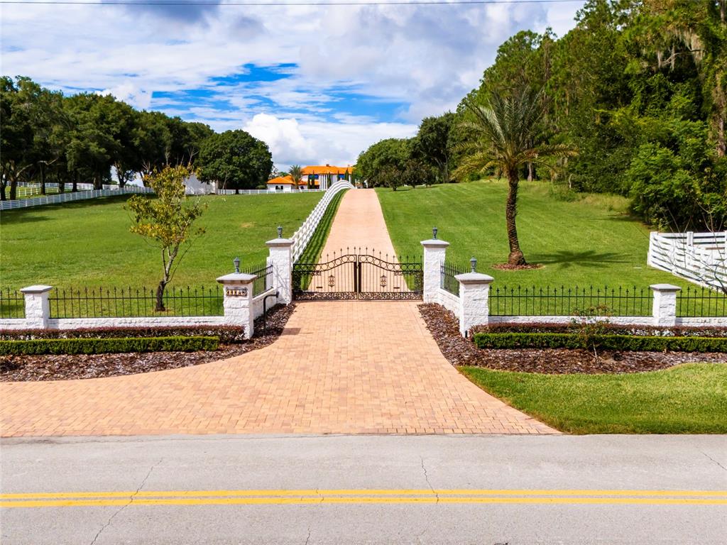 11148 Lane Park Road Tavares, FL 32778 - Photo 75 of 98