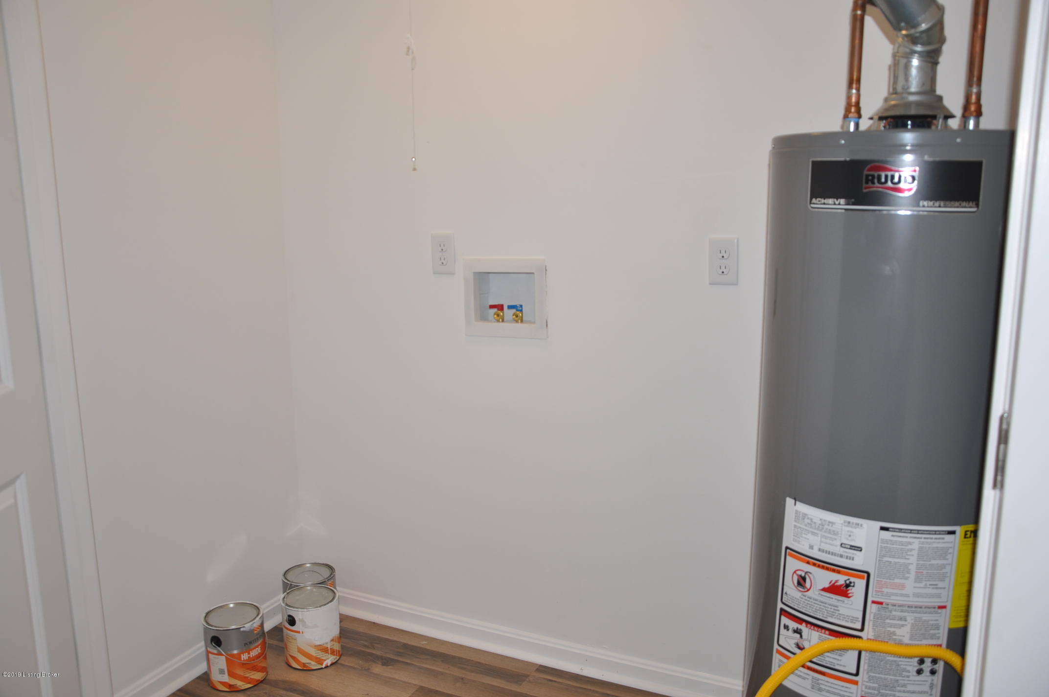 6512 Delton Road Louisville, KY 40258 - Photo 17 of 35 first floor laundry