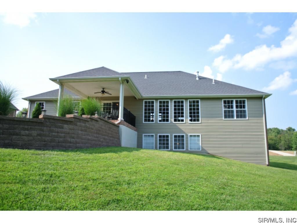 828 Ridge Road Waterloo, IL 62298 - Photo 29 of 36