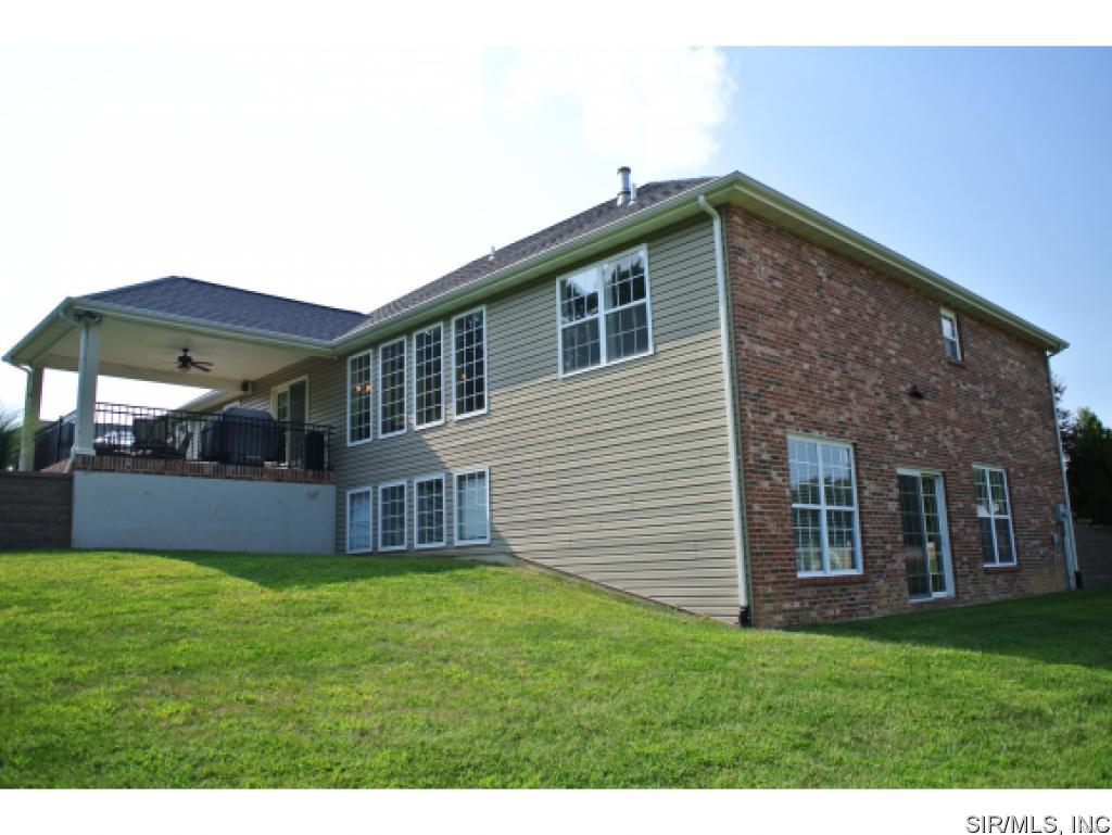 828 Ridge Road Waterloo, IL 62298 - Photo 30 of 36