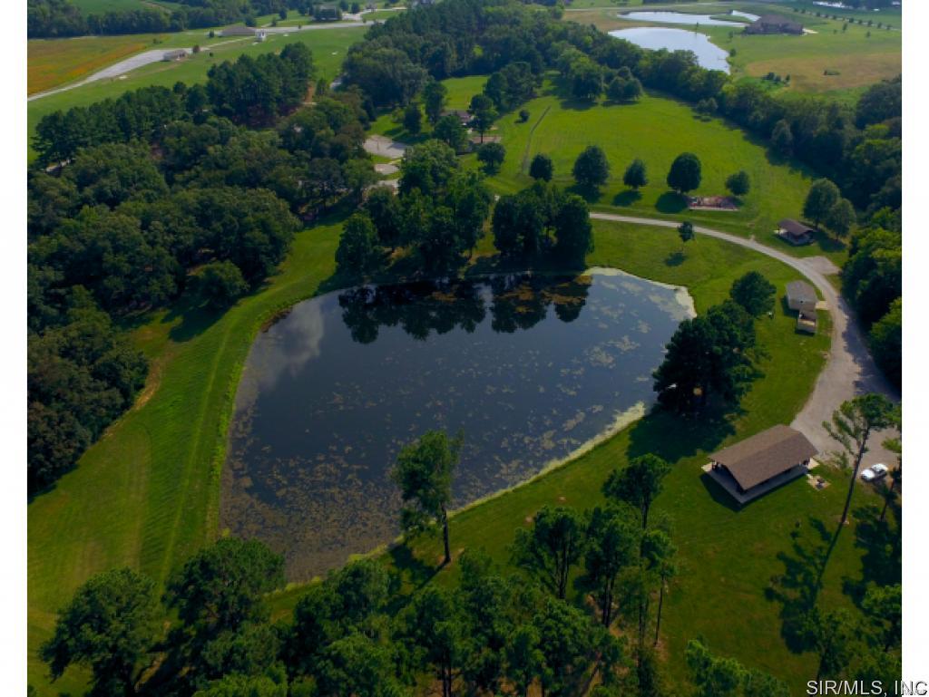 828 Ridge Road Waterloo, IL 62298 - Photo 33 of 36
