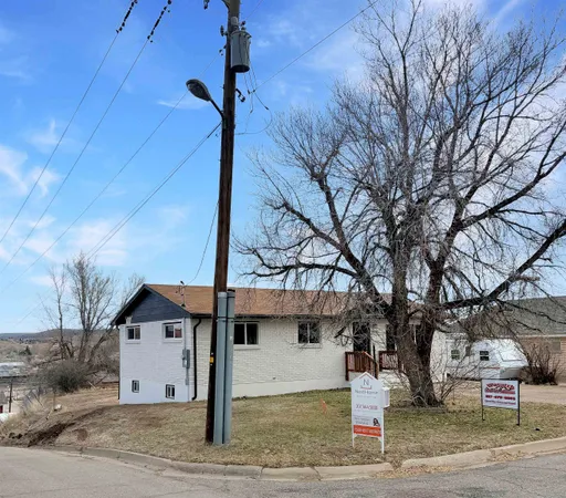 $329,900 | 1428 Center Street, Evanston, WY 82930