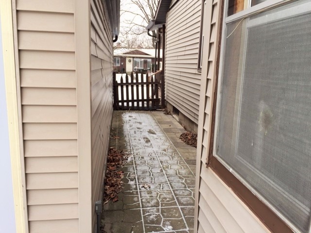 1218 Vienna Boulevard DeKalb, IL 60115 - Photo 6 of 15