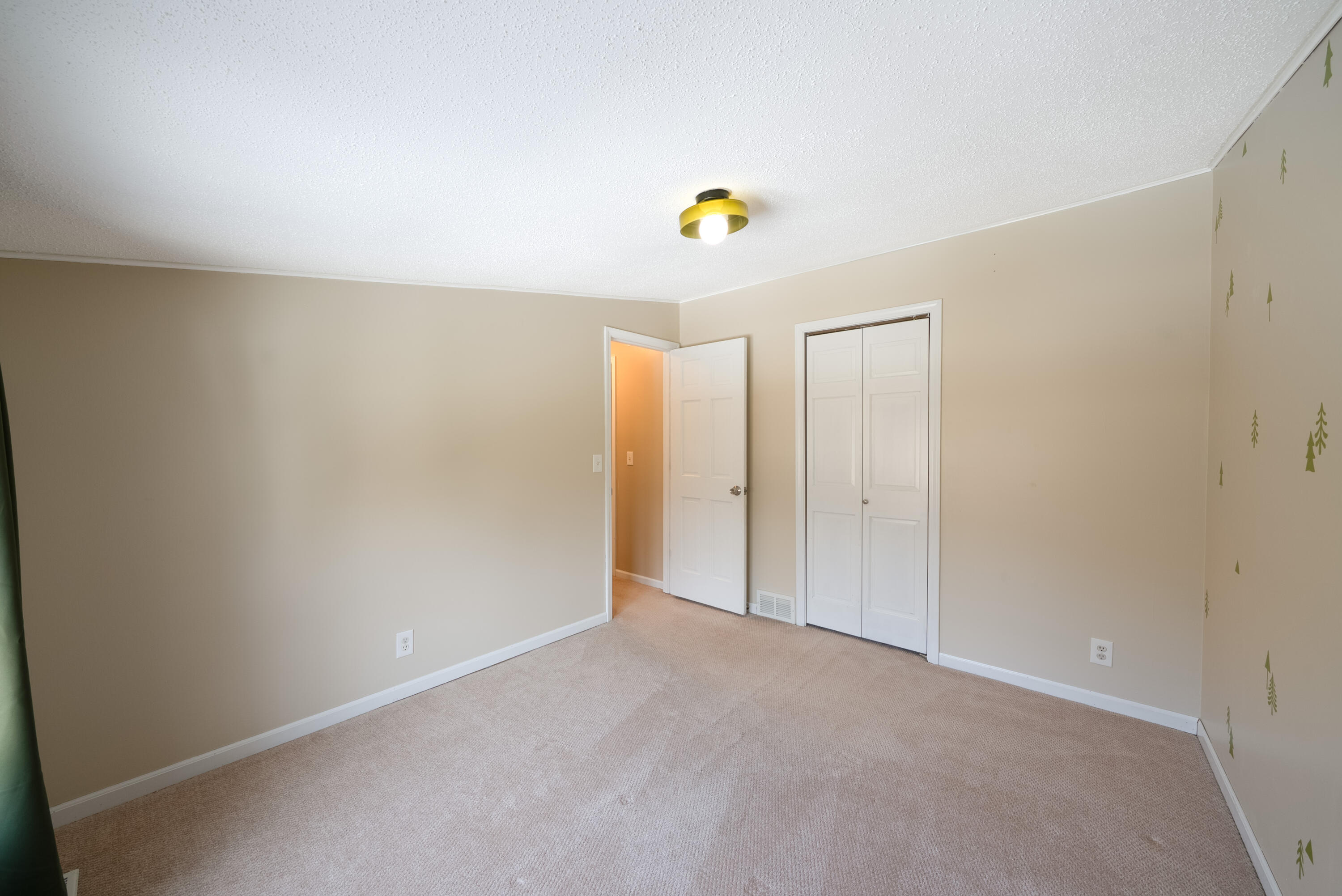 14909 Hickory Street Spring Lake, MI 49456 - Photo 26 of 51 15. Bedroom 3-1