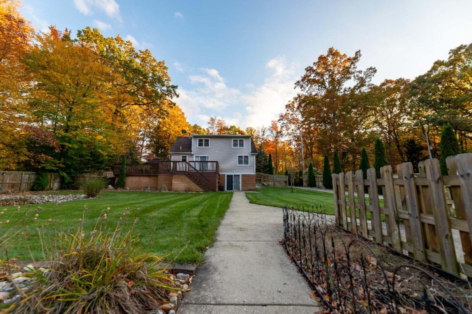 14909 Hickory Street Spring Lake, MI 49456 - Photo 39 of 51 20220330124513191054000000-o