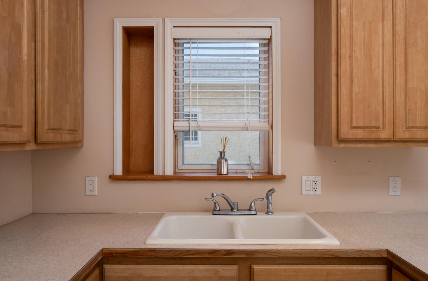 975 Gibraltar Road Key Largo, FL 33037 - Photo 11 of 31 Kitchen