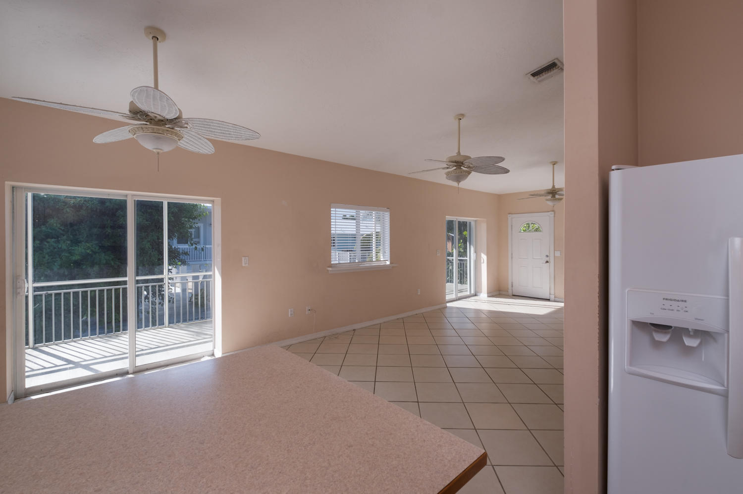 975 Gibraltar Road Key Largo, FL 33037 - Photo 13 of 31 Living Room